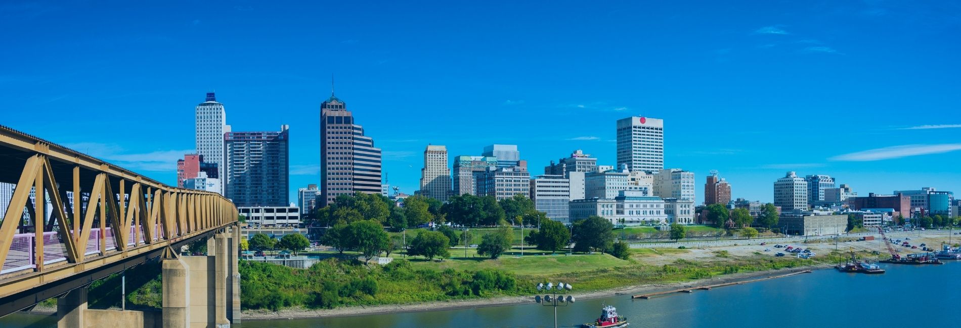 2 Hotels with Park Stay Fly Packages Near MEM Airport
