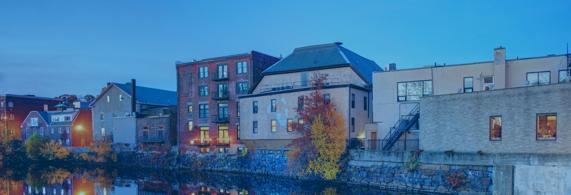 5 Hotels with Park Stay Fly Packages Near MFR Airport