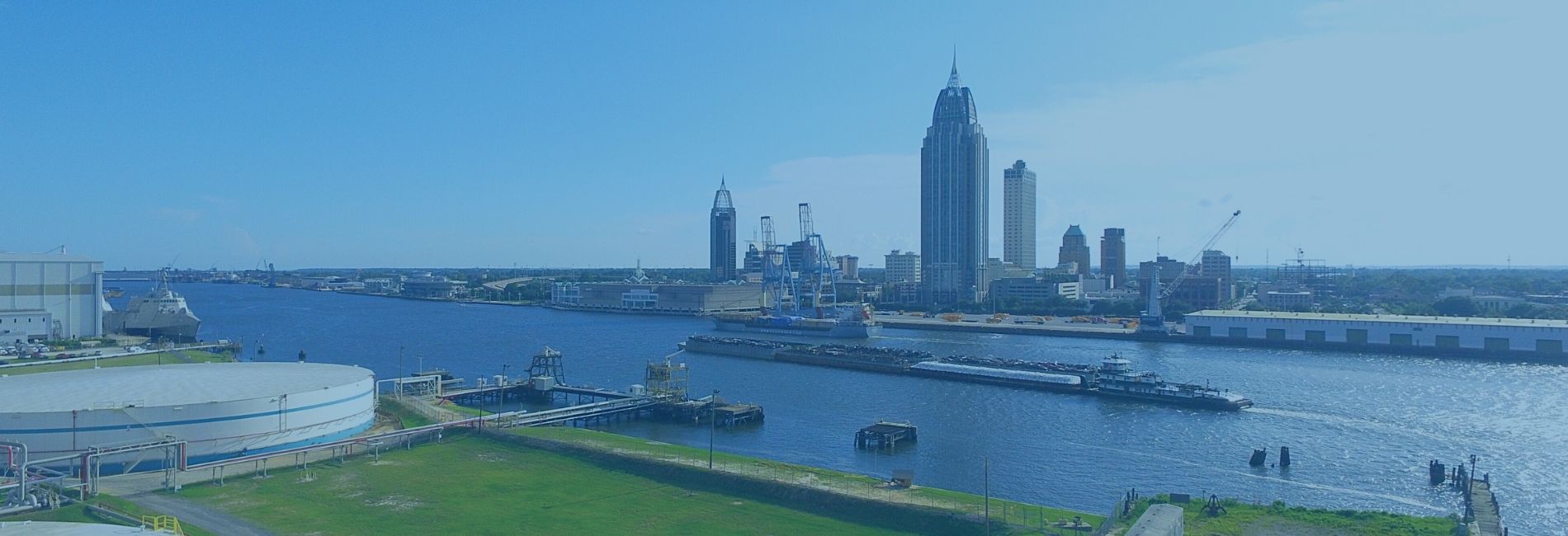 4 Hotels with Park Stay Fly Packages Near MOB Airport