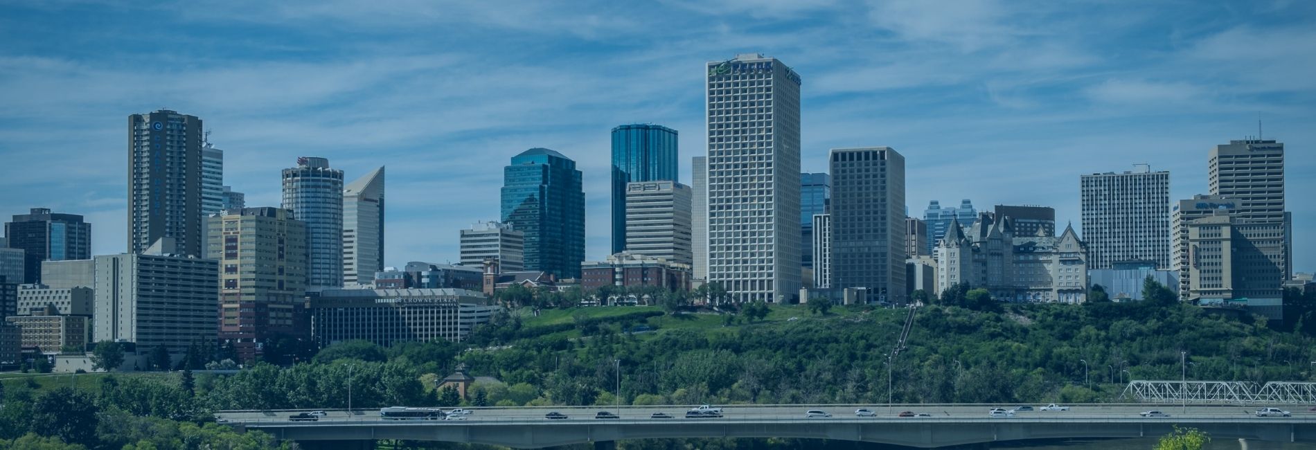 11 Hotels with Park Stay Fly Packages Near YEG Airport