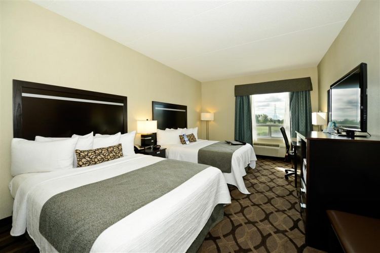 Best Western Plus Travel Hotel Toronto Airport , ON M9C5K5 near Toronto Pearson Airport View Point 20