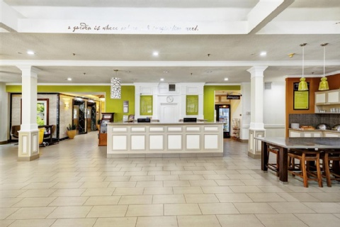 Hilton Garden Inn Portland Airport , OR 97220 near Portland International Airport View Point 6
