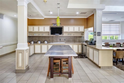 Hilton Garden Inn Portland Airport , OR 97220 near Portland International Airport View Point 8