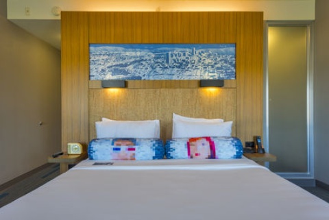Aloft Portland Airport at Cascade Station , OR 97220 near Portland International Airport View Point 14