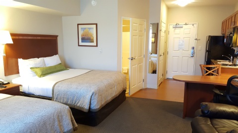 Candlewood Suites Portland-Airport , OR 97220 near Portland International Airport View Point 37