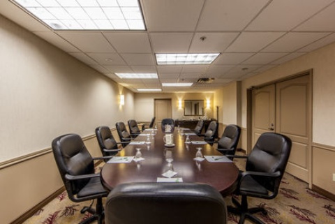 Radisson Hotel Montreal Airport , QC H4T1E3 near Montreal-Pierre Elliott Trudeau Int. Airport View Point 7