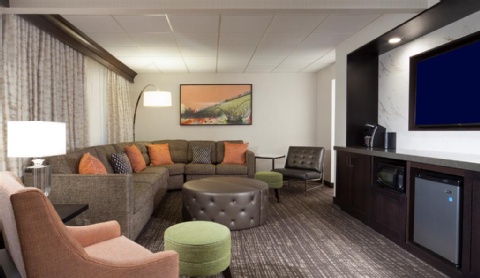 Embassy Suites by Hilton Philadelphia Airport , PA 19153 near Philadelphia International Airport View Point 29
