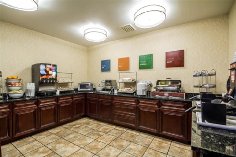 COMFORT SUITES APPLETON AIRPORT , WI 54914 near Appleton International Airport View Point 20