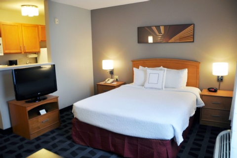 TownePlace Suites by Marriott Albuquerque Airport , NM 87106 near Albuquerque International Sunport View Point 14