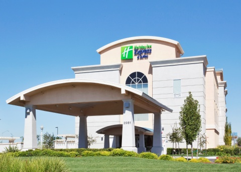 Holiday Inn Express & Suites Sacramento Airport Natomas , CA 95834 near Sacramento International Airport View Point 4