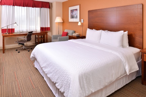 Radisson Hotel Detroit Metro Airport , MI 481744 near Detroit Metropolitan Wayne County Airport View Point 11