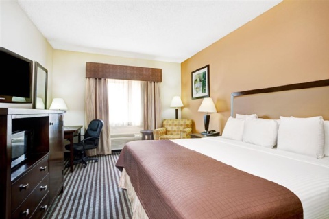 Baymont by Wyndham Dallas/ Love Field , TX 75220 near Dallas Love Field Airport View Point 9