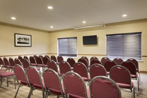 Country Inn & Suites by Radisson, Omaha Airport , NE 51510 near Eppley Airfield View Point 3