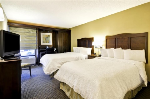 Hampton Inn Kansas City - Airport , MO 64153 near Kansas City International Airport View Point 26
