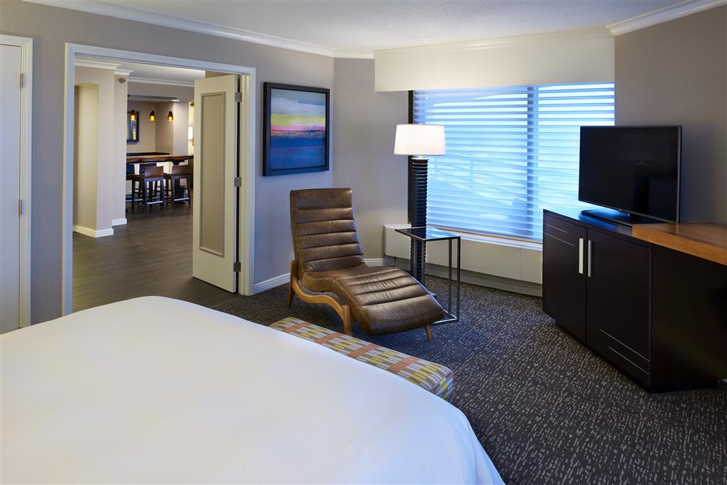 Hilton Minneapolis-St Paul Airport , MN 55425 near Minneapolis-saint Paul International Airport (wold-chamberlain Field) View Point 5