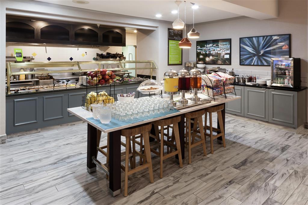 Hilton Garden Inn Sacramento/South Natomas , CA 95833 near Sacramento International Airport View Point 13