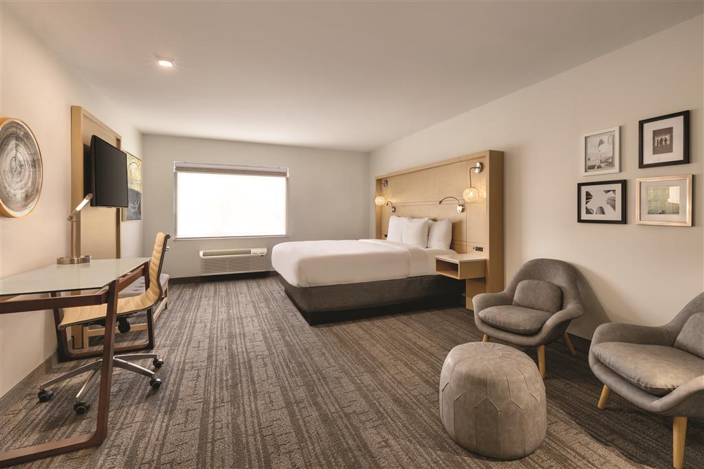 Radisson Hotel Atlanta Airport , GA 30337 near Hartsfield-jackson Atlanta International Airport View Point 20