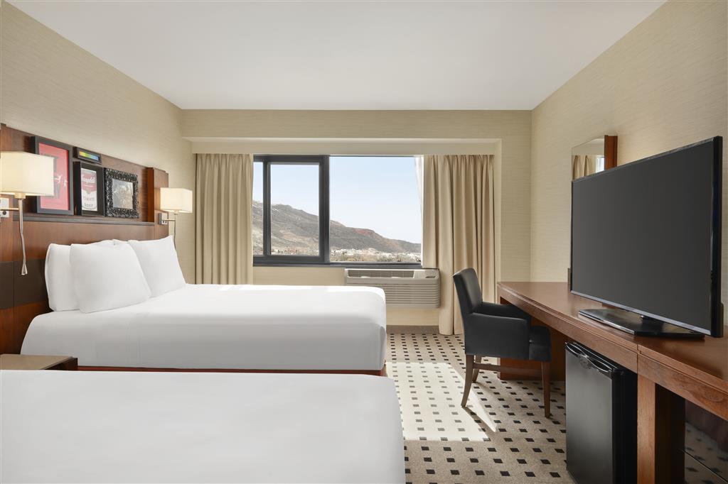 Radisson Hotel Downtown Salt Lake City , UT 84101 near Salt Lake City International Airport View Point 37