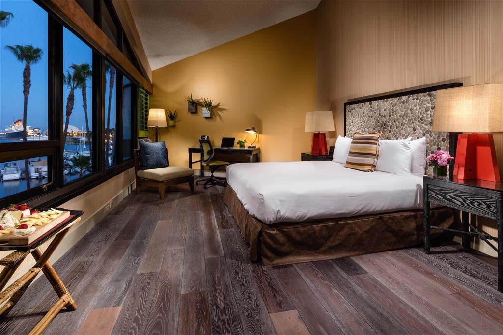 Hotel Maya - a DoubleTree by Hilton Hotel , CA 90802 near Long Beach Airport View Point 32