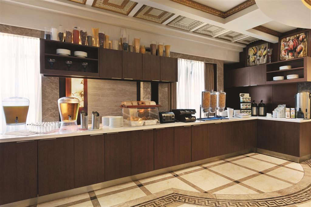 Radisson Toronto Airport West , ON L5T 2Z7 near Toronto Pearson Airport View Point 10