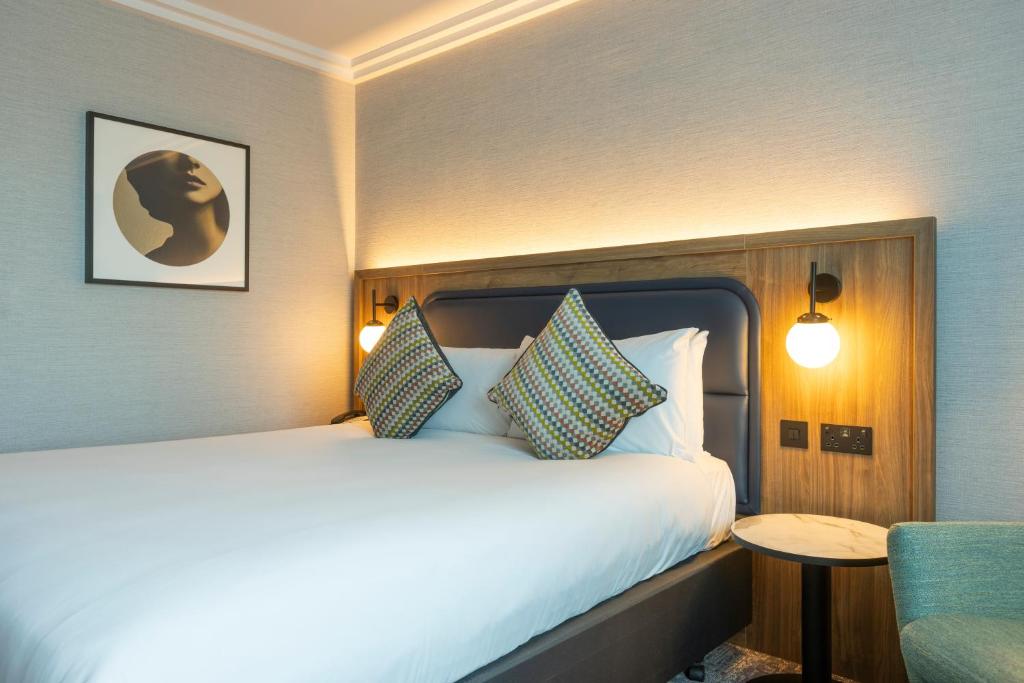 CROWNE PLAZA NEC ,  B40 1PS near  Birmingham Airport View Point 10