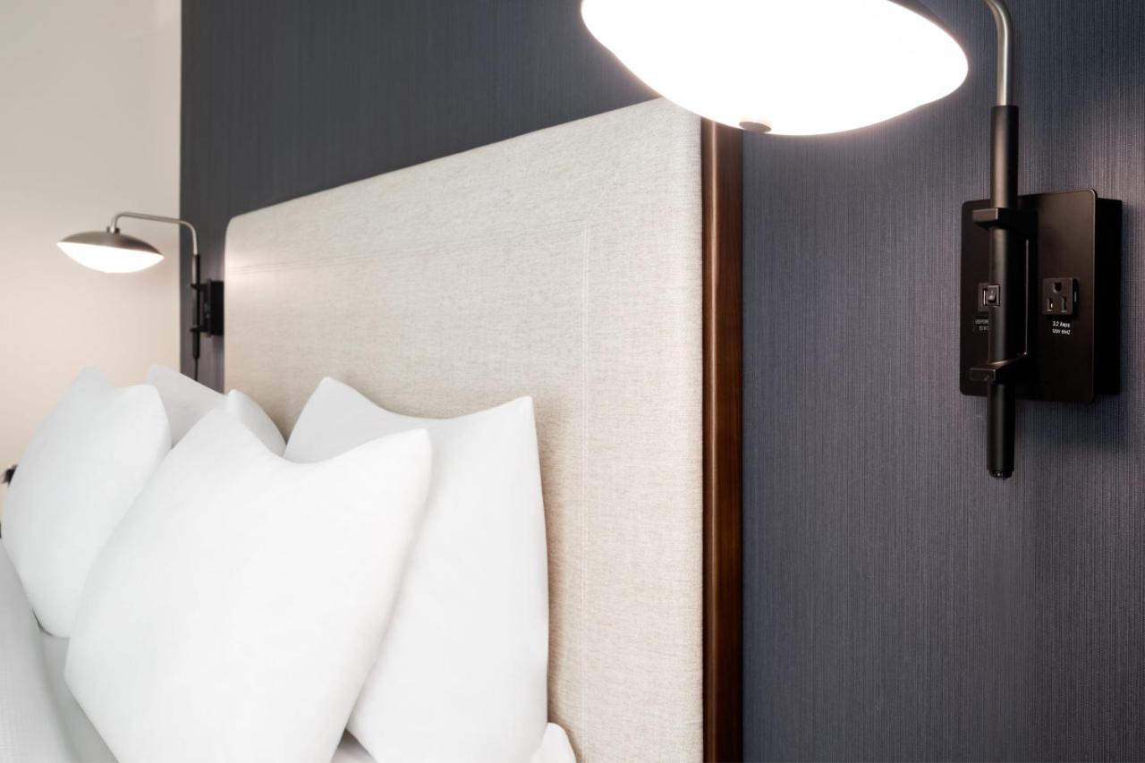 Courtyard by Marriott Seattle SeaTac Airport , WA 98188 near Seattle-tacoma International Airport View Point 2