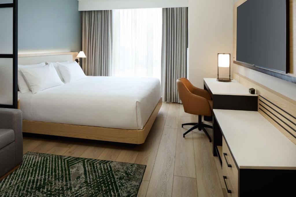Hyatt Place Montreal Airport , QC H9P 1C5 near Montreal-Pierre Elliott Trudeau Int. Airport View Point 9