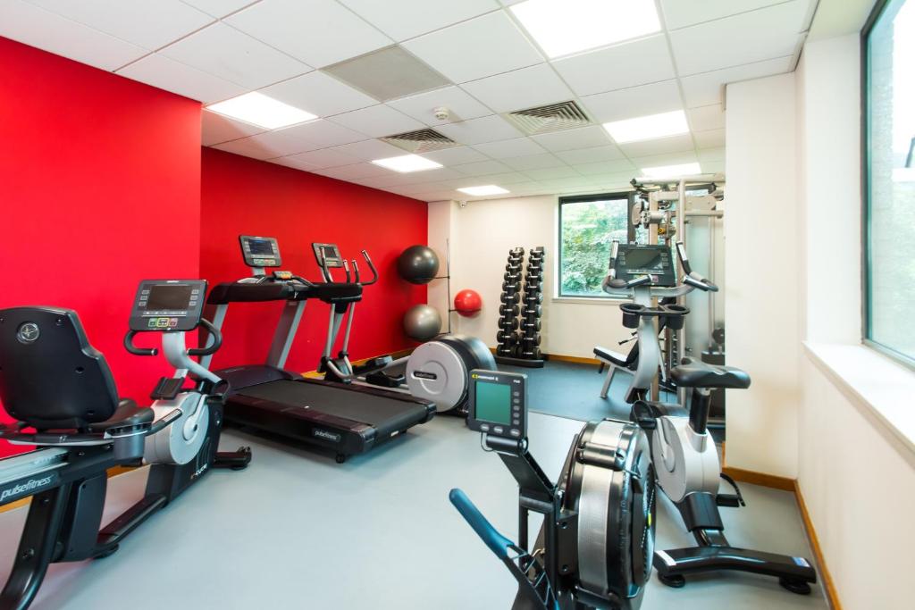 IBIS STYLES BHX NEC AIRPORT ,  B40 1PJ near  Birmingham Airport View Point 3