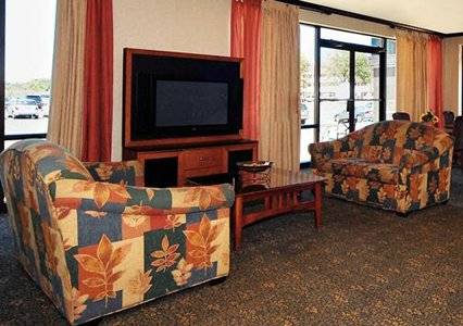 La Quinta Inn &amp; Suites Philadelphia Airport , PA 19029 near Philadelphia International Airport View Point 4