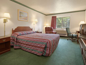 Baymont Inn Toledo Airport , OH 43558 near Toledo Express Airport View Point 10