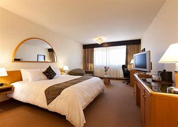 Quality Hotel Dorval Aeroport , Quebec H4T 1E7 near Montreal-Pierre Elliott Trudeau Int. Airport View Point 3