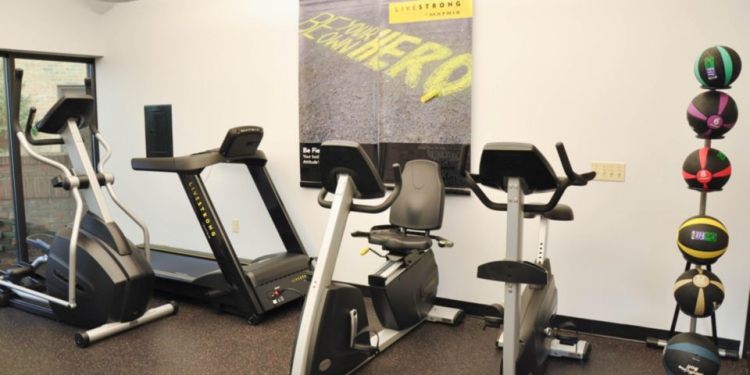Crowne Plaza Providence-Warwick (Airport) , RI 02886 near Theodore Francis Green State Airport View Point 5