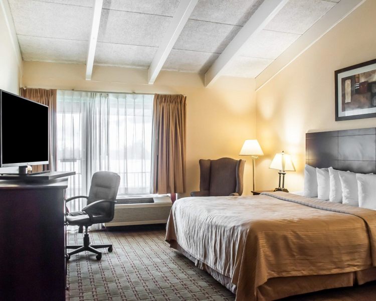 Quality Inn Buffalo Airport , NY 14225 near Buffalo Niagara International Airport View Point 2