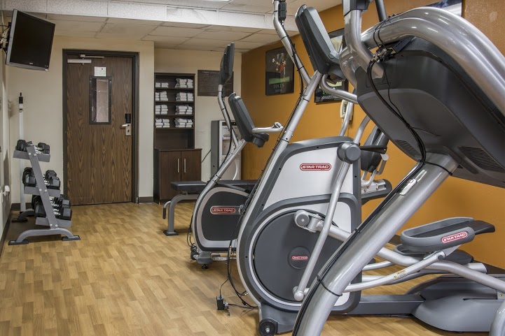 Comfort Inn Metro Airport Romulus , MI 48174 near Detroit Metropolitan Wayne County Airport View Point 2