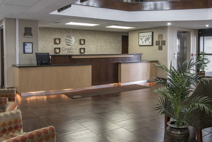 Comfort Inn Metro Airport Romulus , MI 48174 near Detroit Metropolitan Wayne County Airport View Point 6