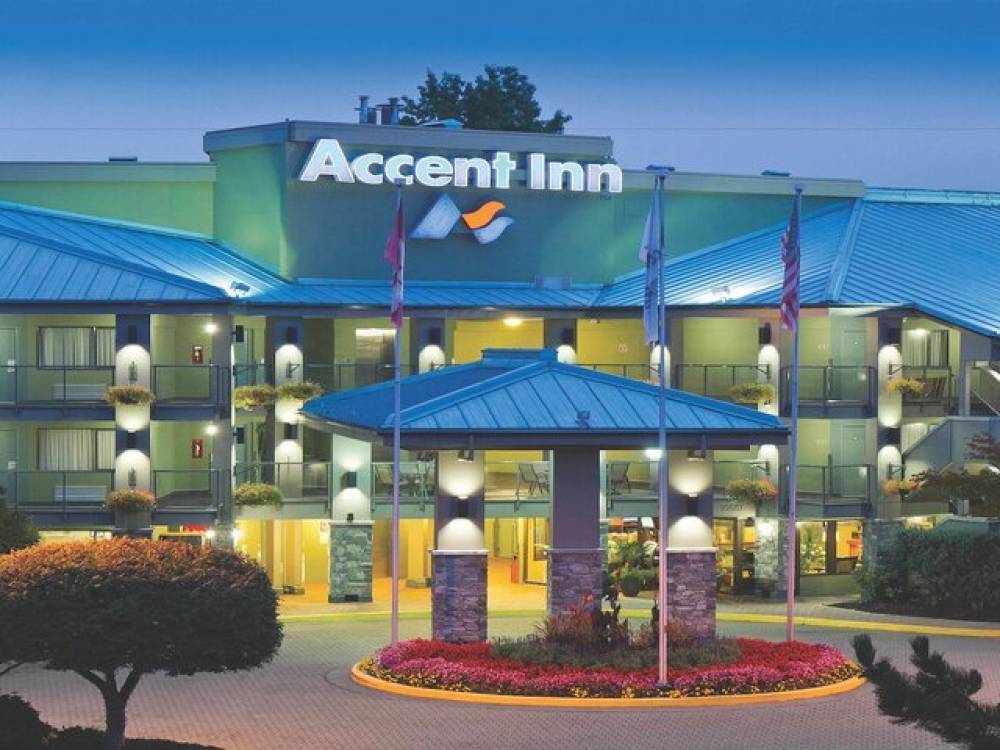 Accent Inns Burnabyhotelfrontjpeg