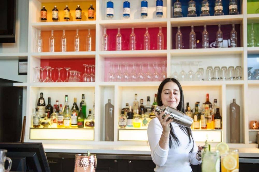 Alt Hotel Quartier Dix30 4
