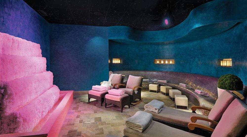Atlantis Casino Resort 3