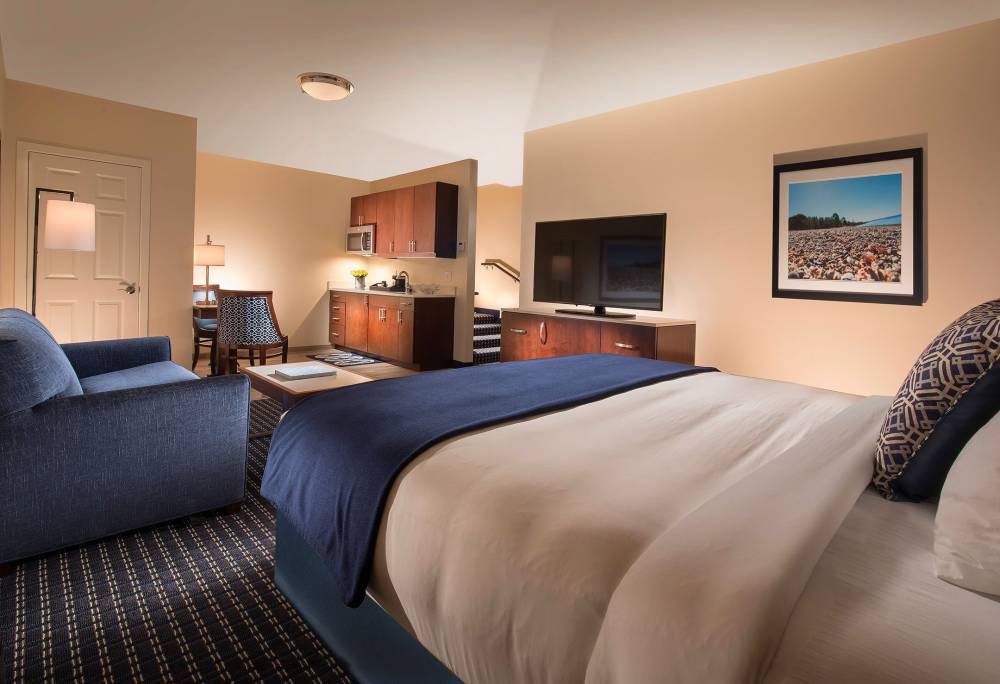 Bristol Harbor Inn 3