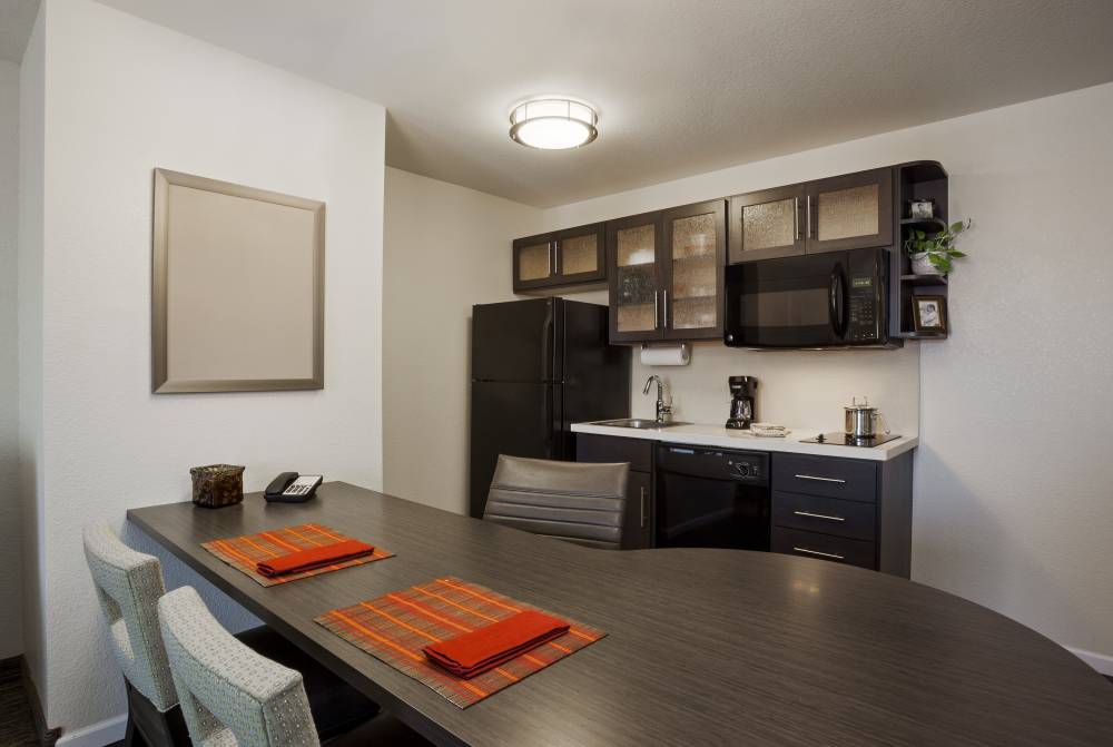 Candlewood Suites Durham 3