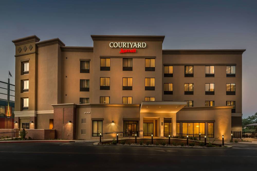 Courtyard By Marriott Reno Downtown Riverfront 7