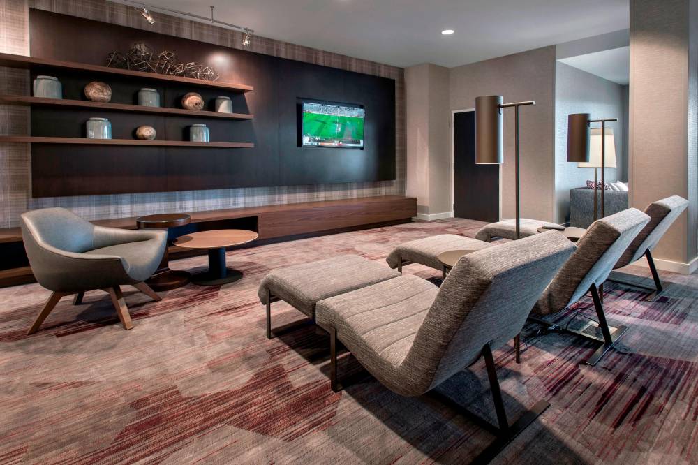 Courtyard By Marriott Schenectady At Mohawk Harbor 10