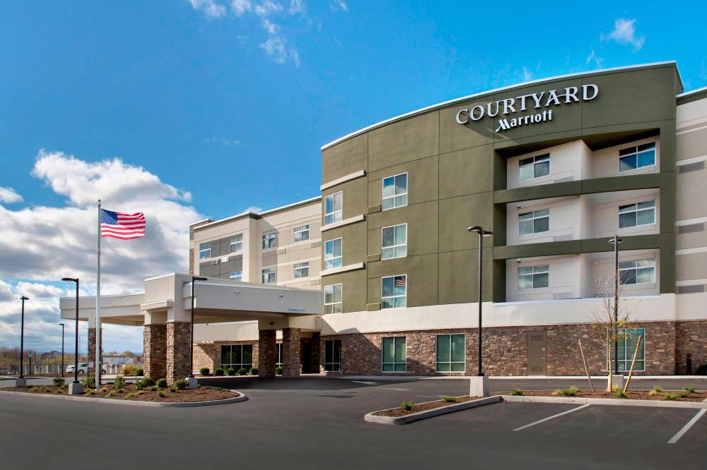 Courtyard By Marriott Schenectady At Mohawk Harbor 4