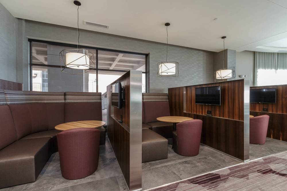 Courtyard By Marriott South Bend Downtown 6