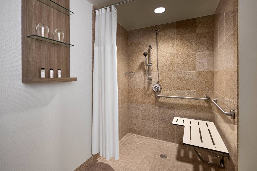 Delta Hotels By Marriott Chesapeake Norfolk 5