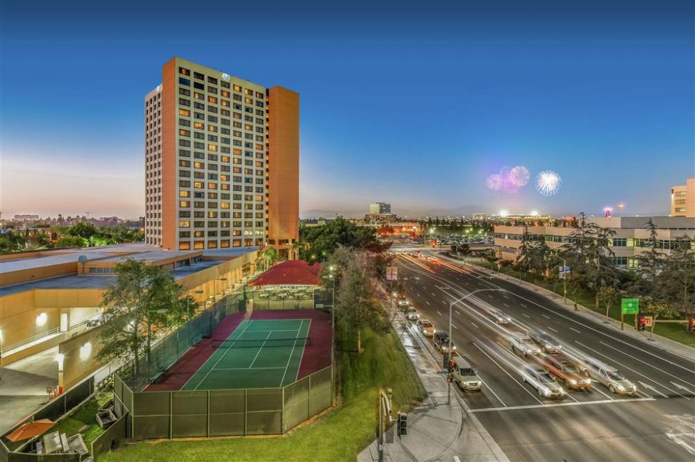 Doubletree By Hilton Anaheim/orange County