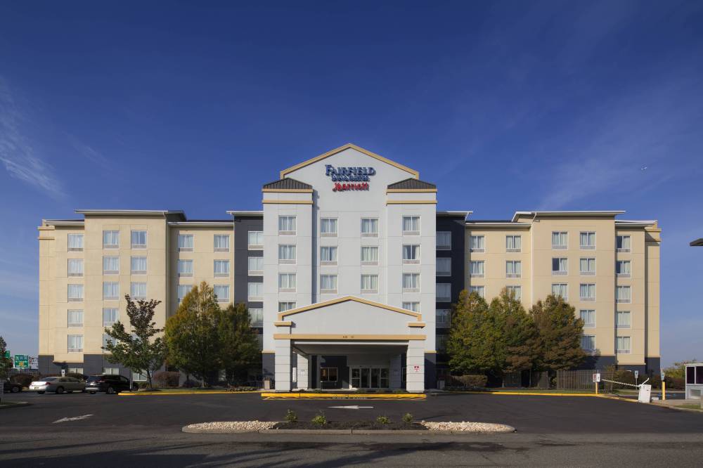 Fairfield Inn And Suites By Marriott Newark Liberty International Airport