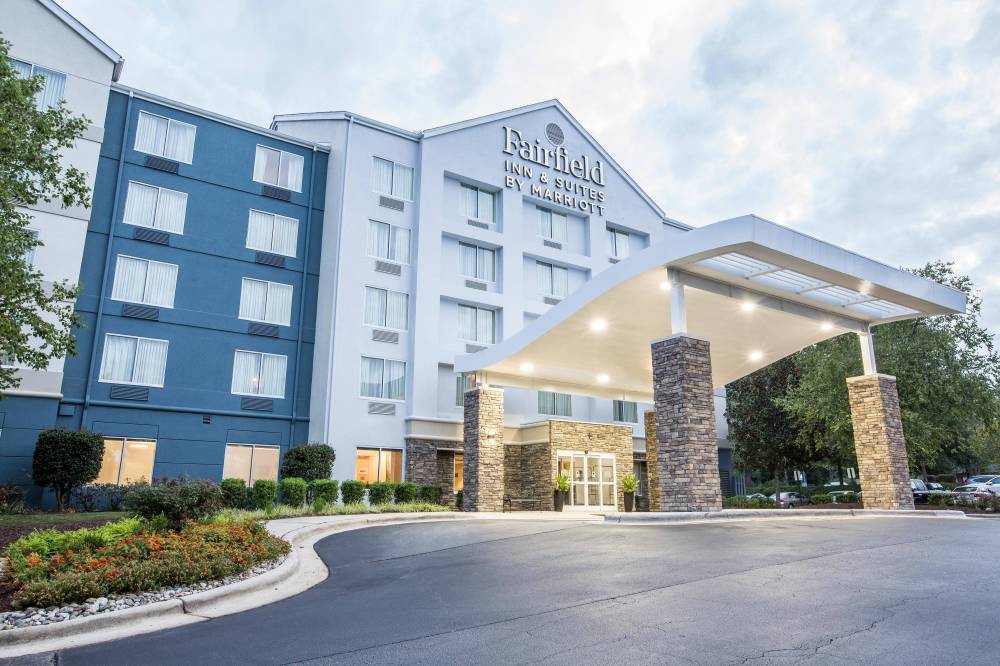 Fairfield Inn And Suites By Marriott Raleigh-durham Airport/rtp