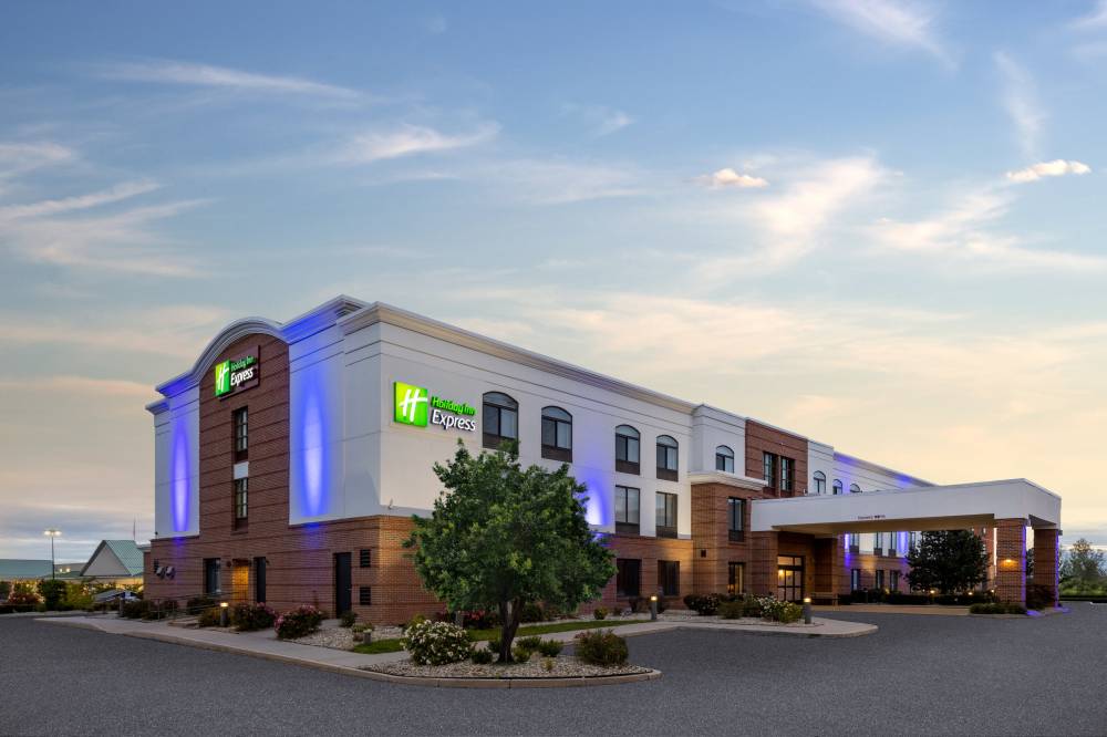 Holiday Inn Exp Coventry 9