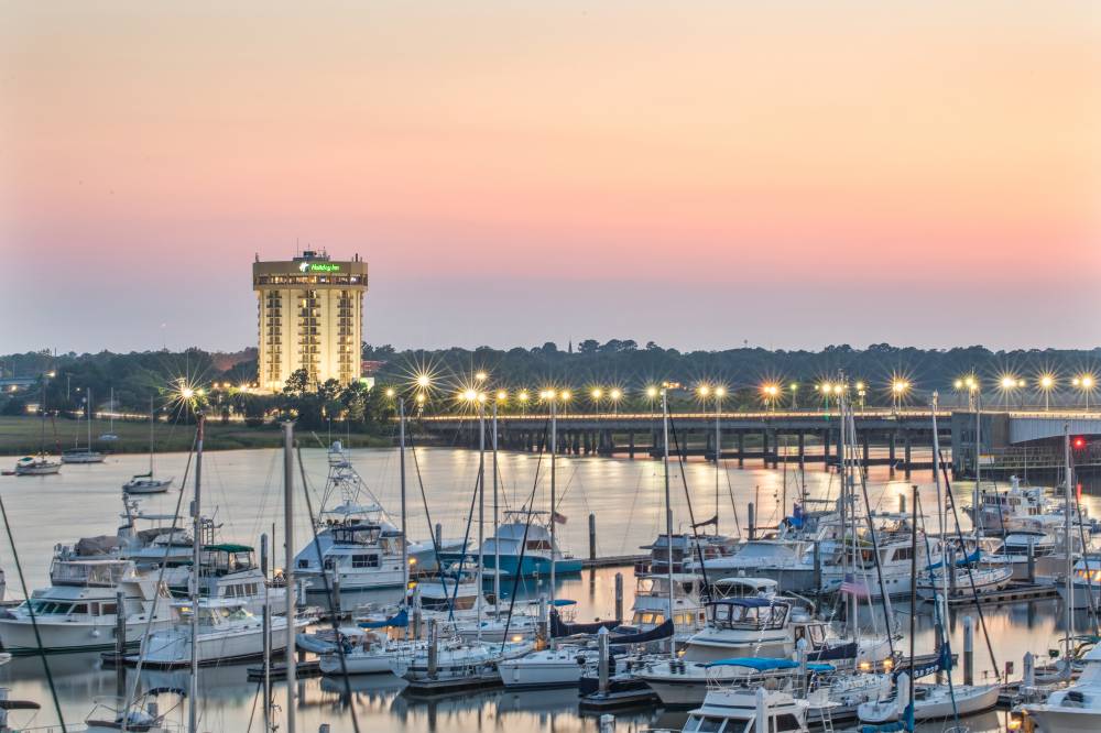 Holiday Inn Riverview